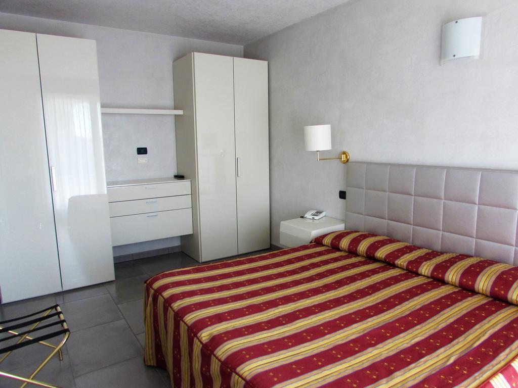 מאנטובה Hotel Dante Residence מראה חיצוני תמונה